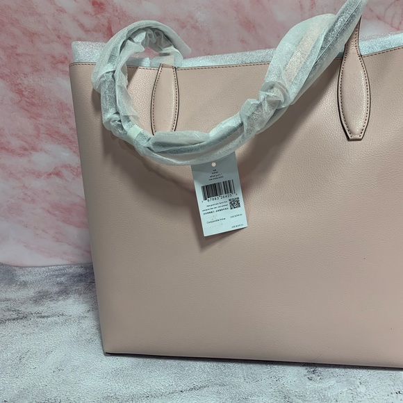 Kate Spade Tote - Picture 6 of 6